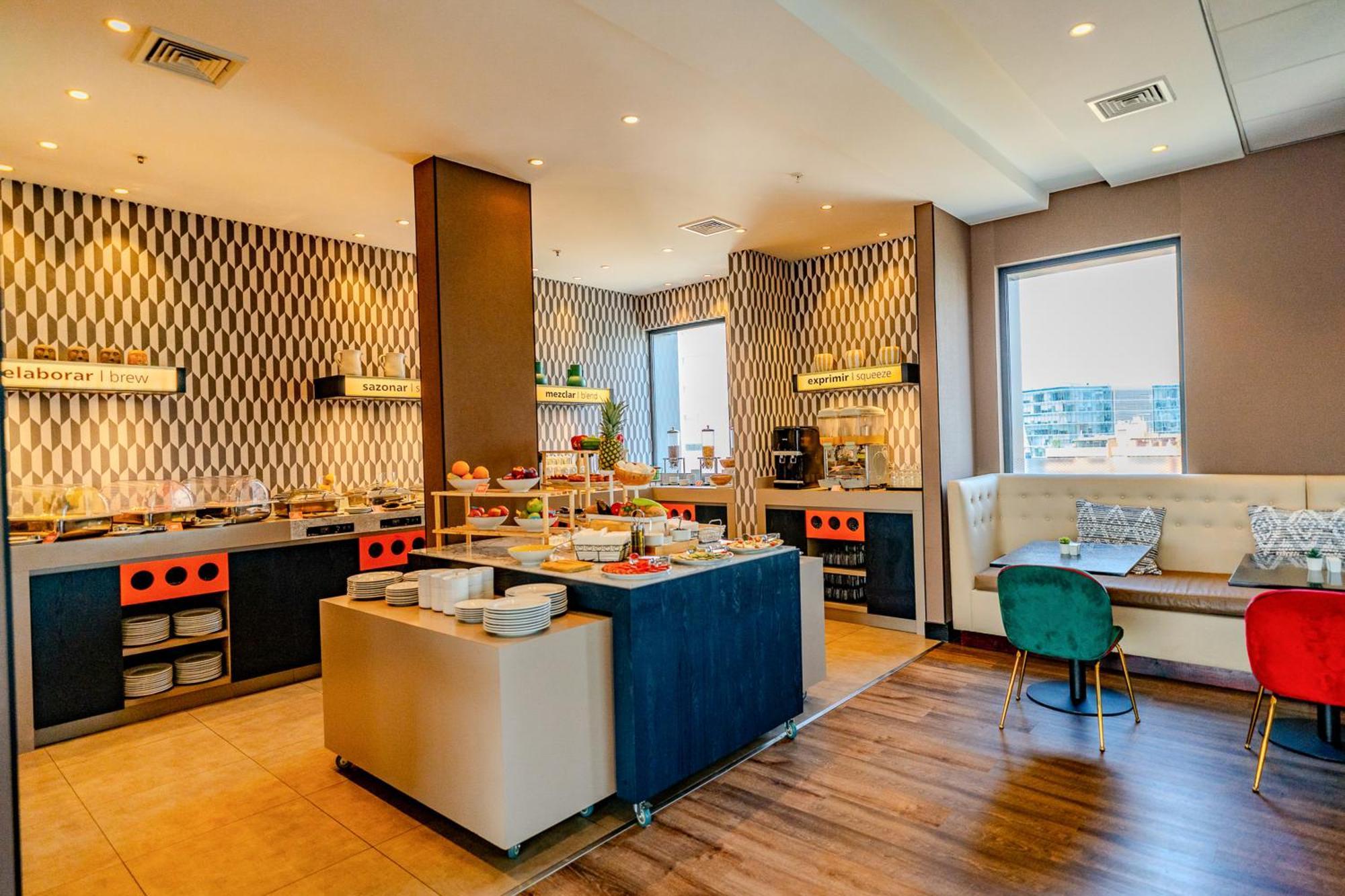 Hampton By Hilton Santiago Las Condes Luaran gambar